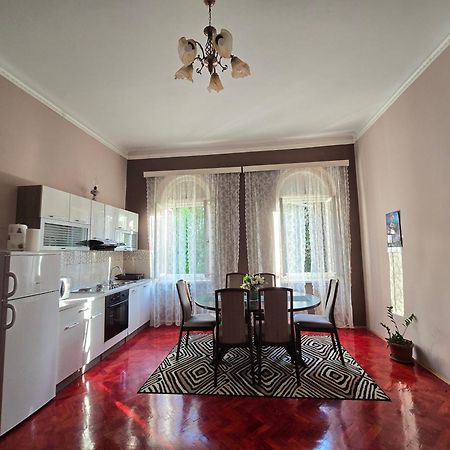 Apartman Prvi Red Do Mora 茨里克韦尼察 外观 照片
