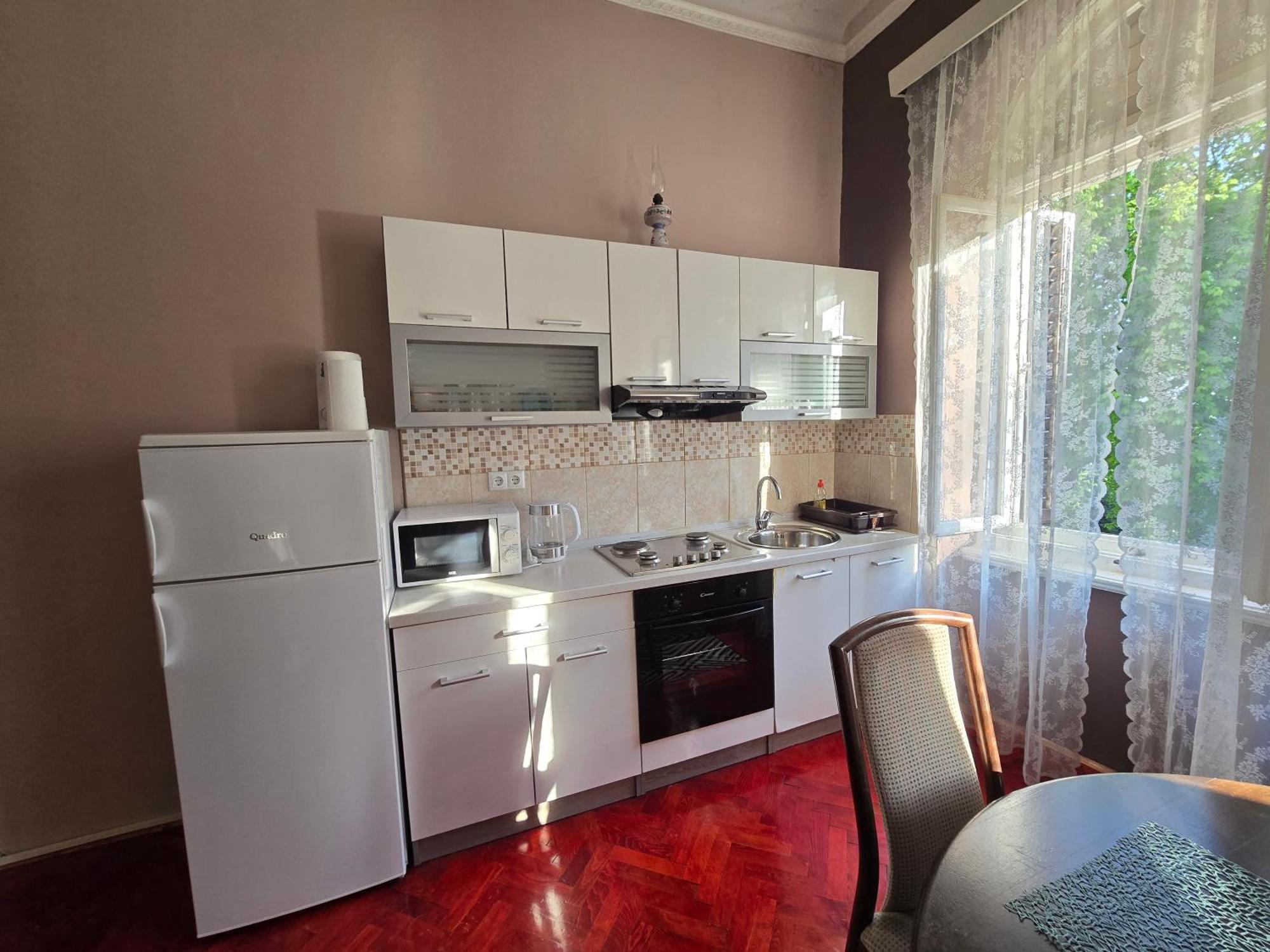 Apartman Prvi Red Do Mora 茨里克韦尼察 外观 照片